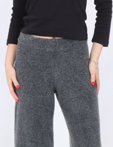 Pantaloni Vero Moda, gri Gri
