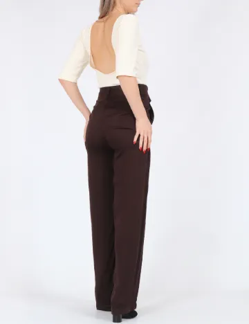 Body Pieces, ecru