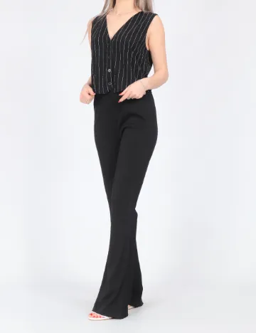 Vesta Jacqueline de Yong, negru