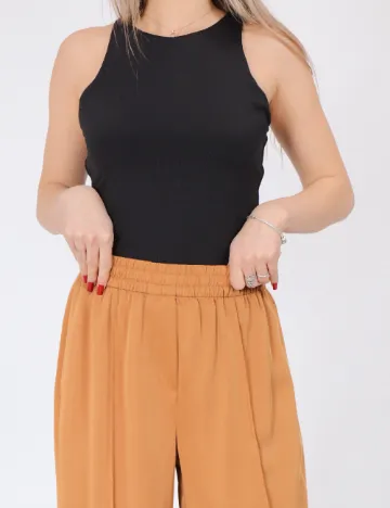 Pantaloni Vero Moda, maro