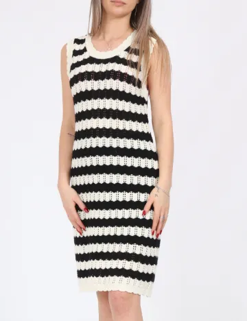 Rochie scurta Noisy May, negru/crem