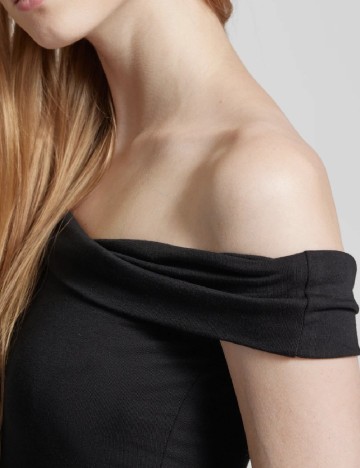 Rochie scurta Noisy May, negru