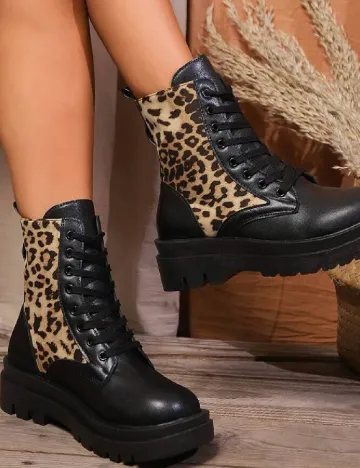 Ghete SHEIN, negru/animal print