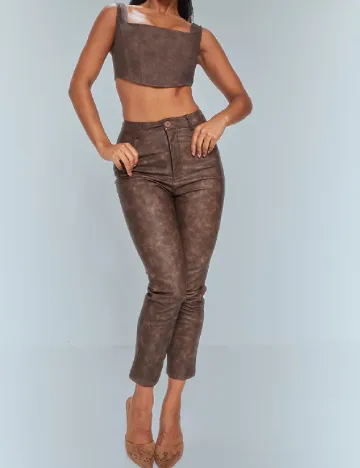 Pantaloni PRETTYLITTLETHING, maro