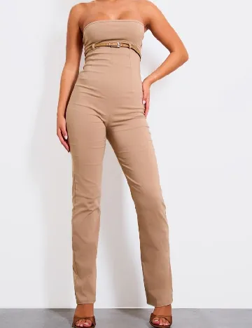 Salopeta PRETTYLITTLETHING, maro