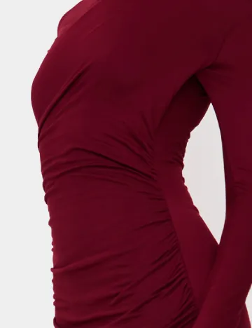 Rochie scurta PRETTYLITTLETHING, visiniu