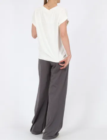 Pantaloni PRETTYLITTLETHING, gri