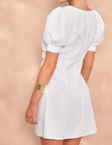 Rochie scurta PRETTYLITTLETHING, alb Alb