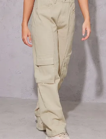 Pantaloni PRETTYLITTLETHING, bej