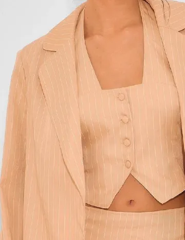 Blazer PRETTYLITTLETHING, crem
