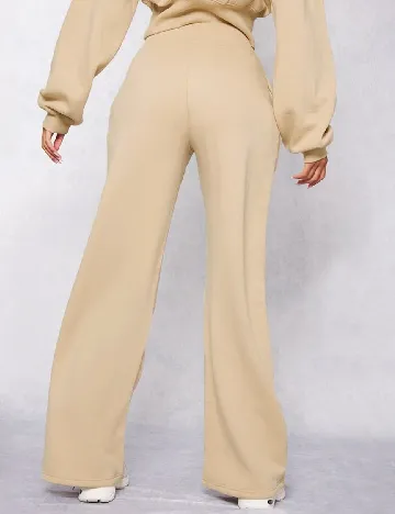 Pantaloni PRETTYLITTLETHING, bej