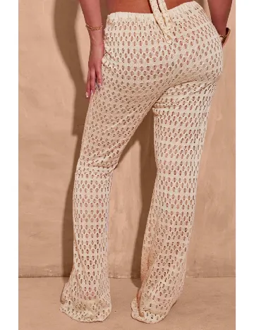 Pantaloni PRETTYLITTLETHING, crem