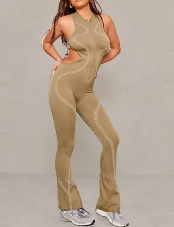 Salopeta PRETTYLITTLETHING, verde