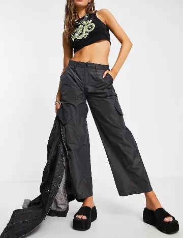 Pantaloni Reclaimed Vintage, gri Gri