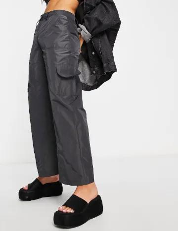 Pantaloni Reclaimed Vintage, gri Gri
