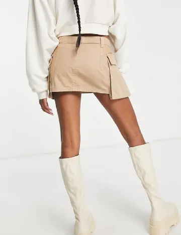 Fusta ASOS, maro