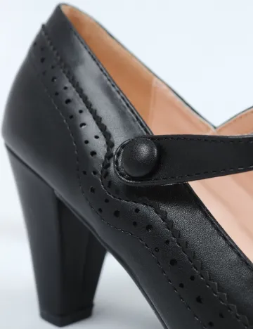 Pantofi SHEIN, negru