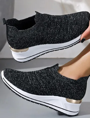 Adidasi SHEIN, negru
