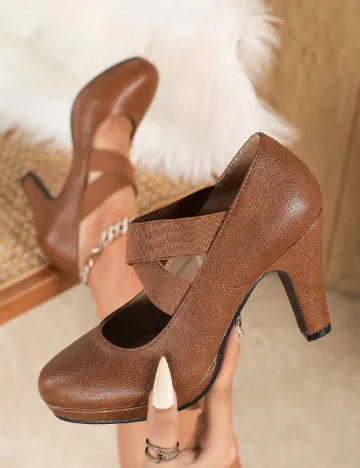 Pantofi SHEIN, maro