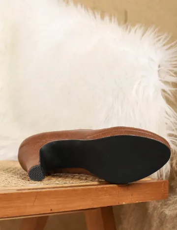 Pantofi SHEIN, maro