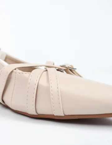Pantofi SHEIN, crem