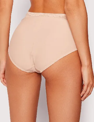 Chilot Triumph, crem