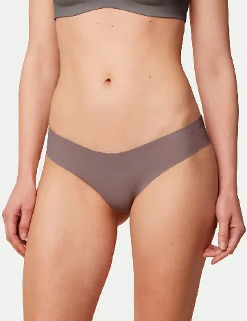 Chilot Triumph, gri