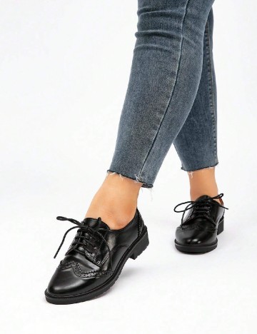 Pantofi SHEIN, negru