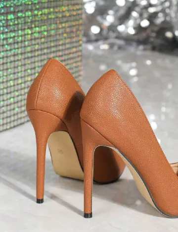 Pantofi SHEIN, maro