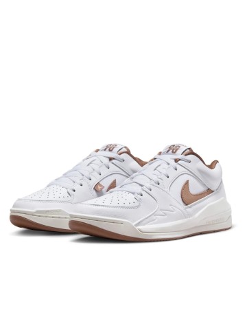 Adidasi Nike, alb
