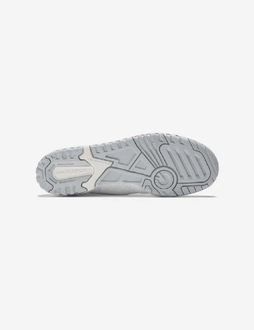 Adidasi New Balance, alb