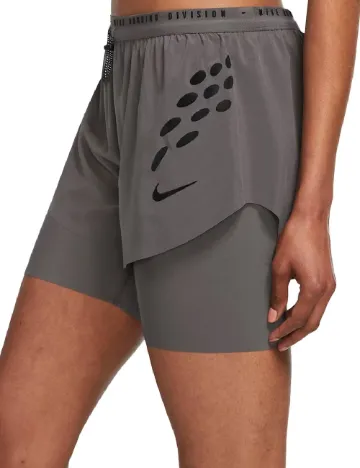Pantaloni scurti Nike, gri inchis