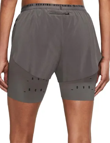 Pantaloni scurti Nike, gri inchis