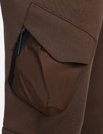 Pantaloni Nike, maro
