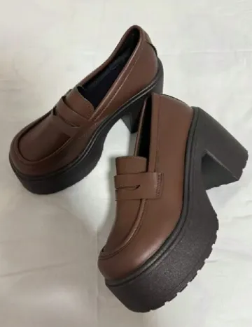 Pantofi SHEIN, maro