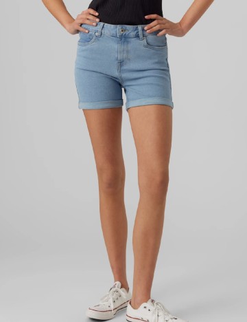 Pantaloni scurti Vero Moda, albastru