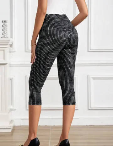 Pantaloni scurti SHEIN, negru