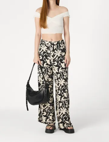 Pantaloni Boohoo, negru/ecru
