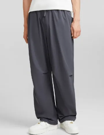 Pantaloni Bershka, gri