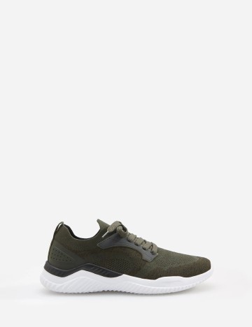 Adidasi Reserved, verde