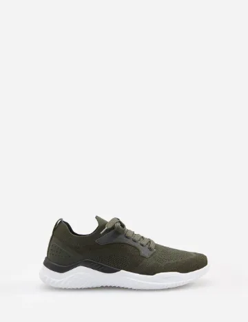 Adidasi Reserved, verde