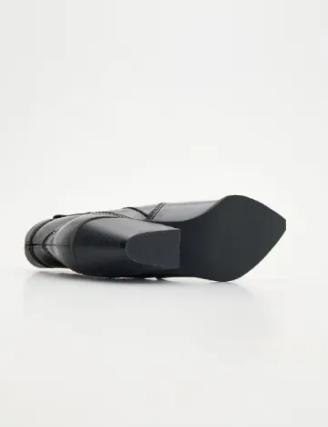 Ciocate Reserved, negru
