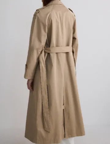 Trench Reserved, crem