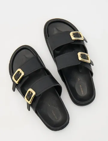 Slapi Reserved, negru