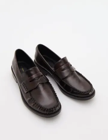 Mocasini Reserved, maro