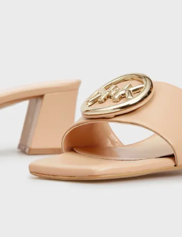 Saboti Kendall&Kylie, crem