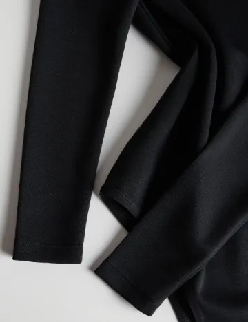 Body Reserved, negru
