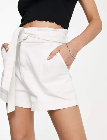 Pantaloni scurti Miss Selfridge, alb Alb