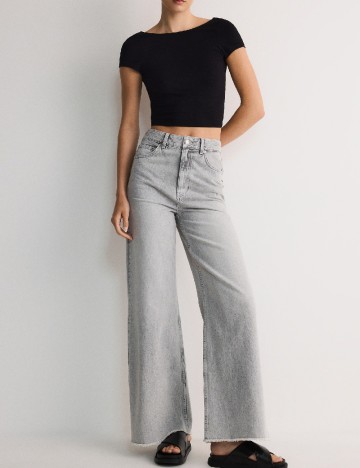 Top Reserved, negru