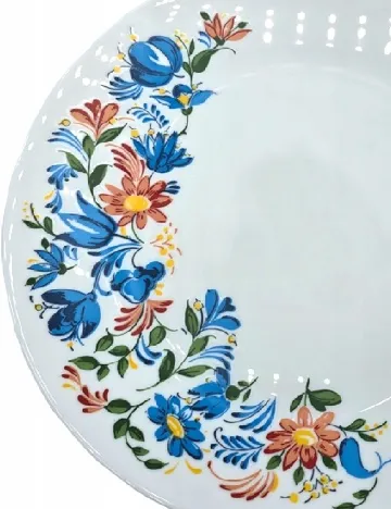 Set farfurii 6 bucati OutletMag, alb